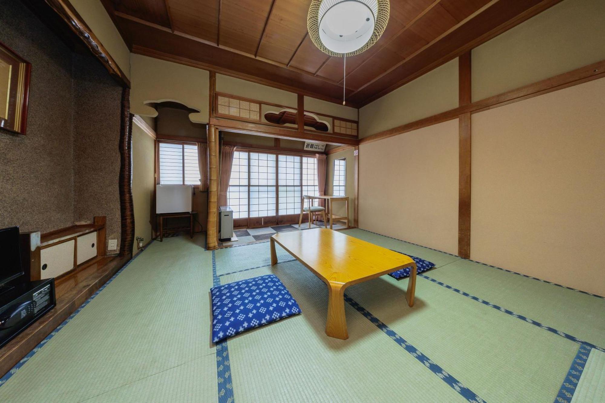Yoshidaya Hotel Yamagata  Bagian luar foto